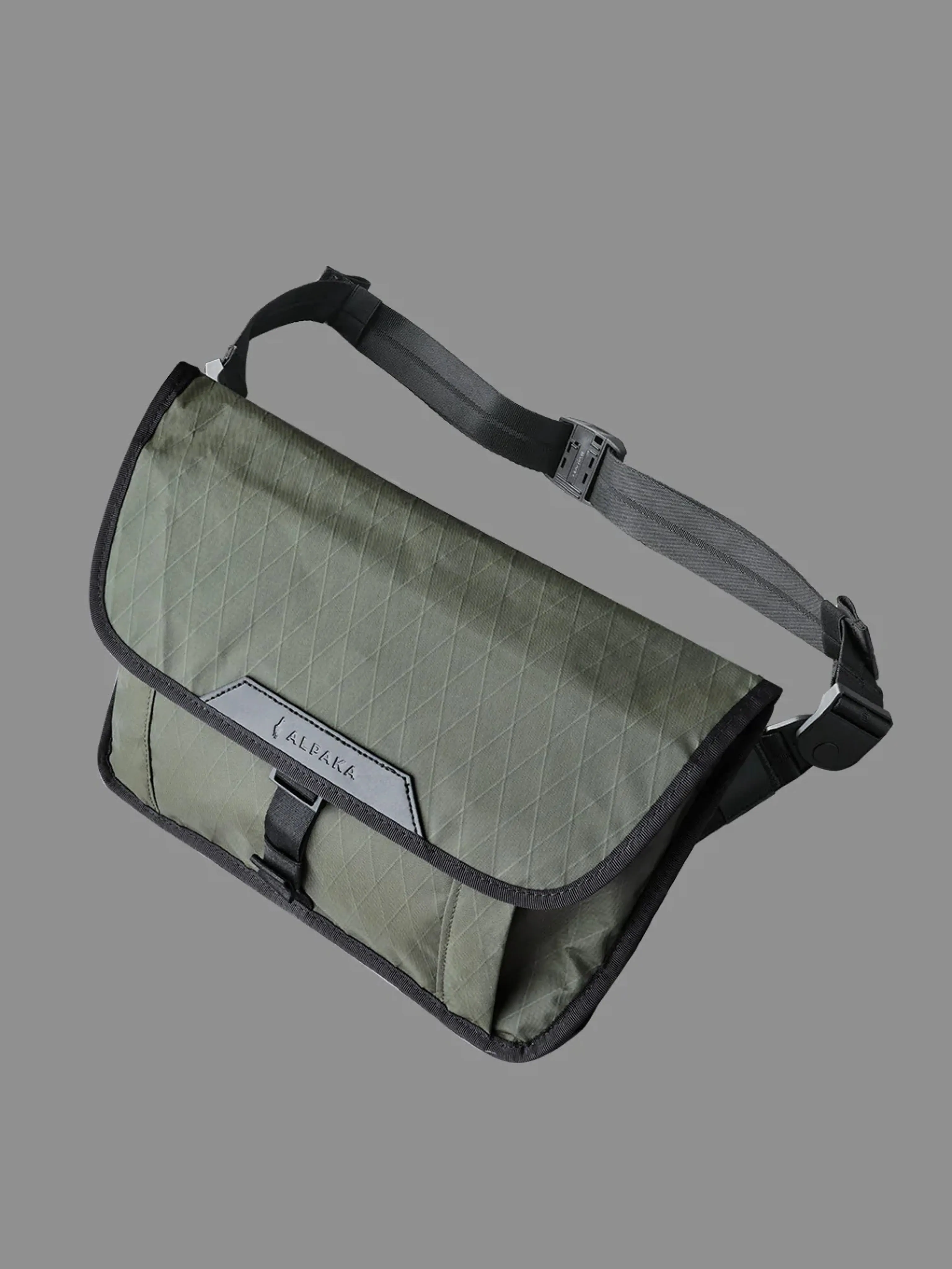 Alpaka Alpha Sling Limited Edition