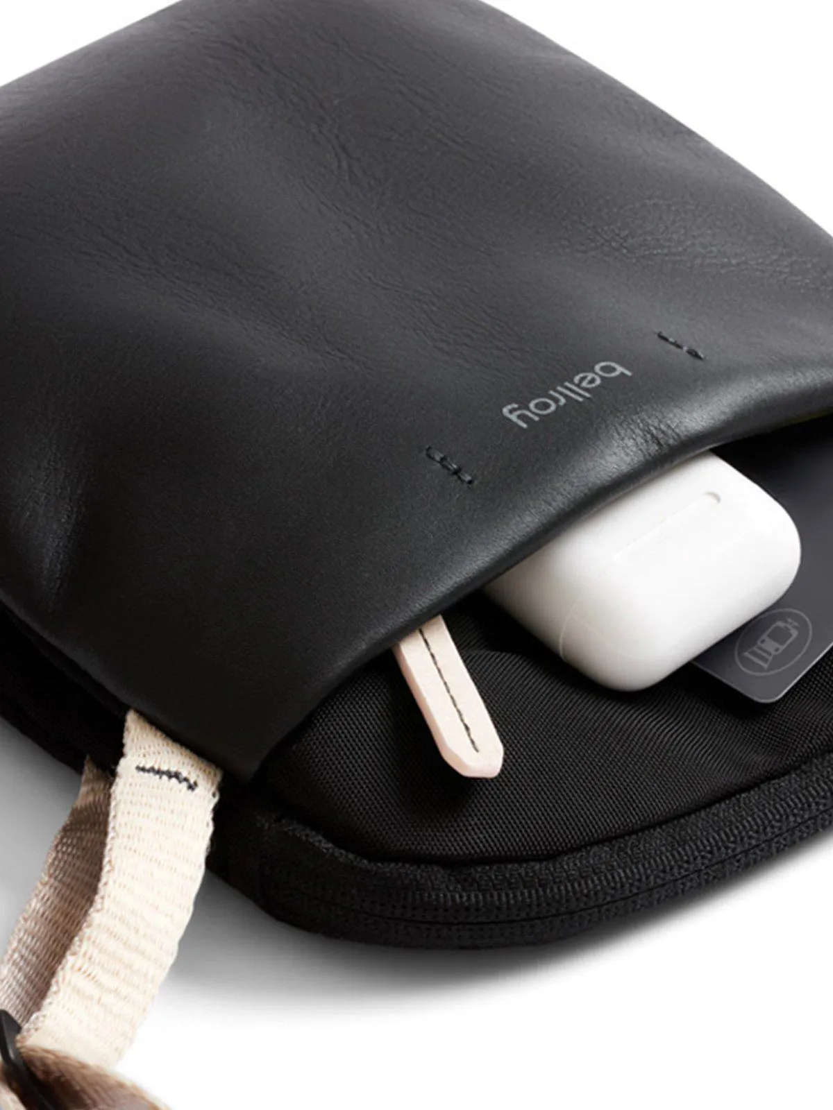 Bellroy City Pouch Premium Black Sand