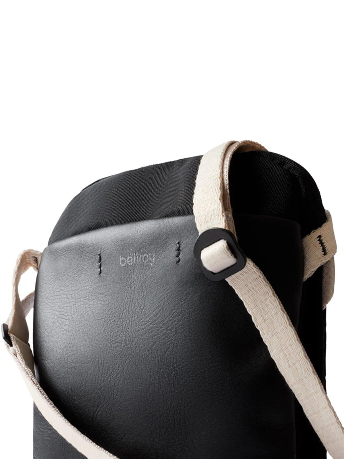 Bellroy City Pouch Premium Black Sand