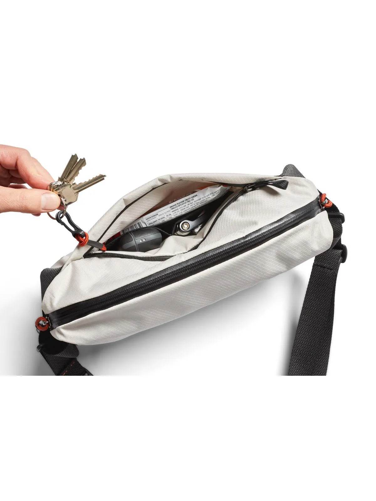 Bellroy Lite Sling Chalk (Leather Free)