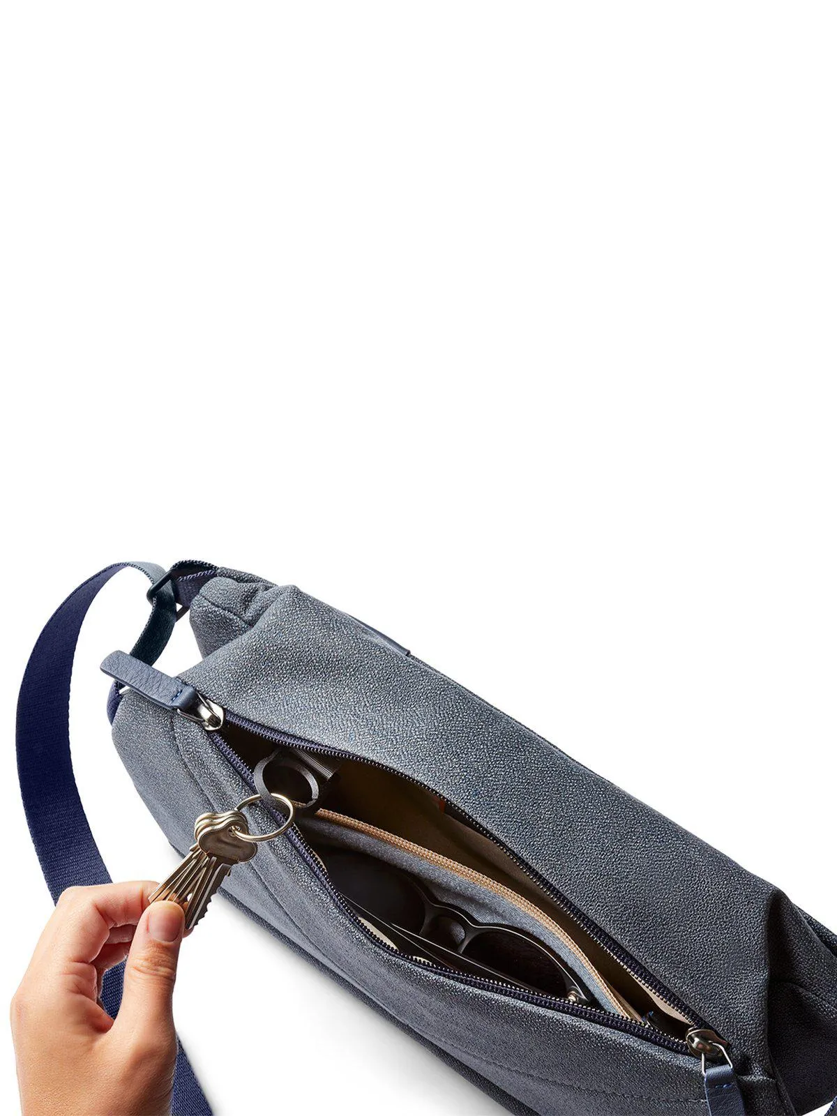 Bellroy Sling Bag Basalt Recycled