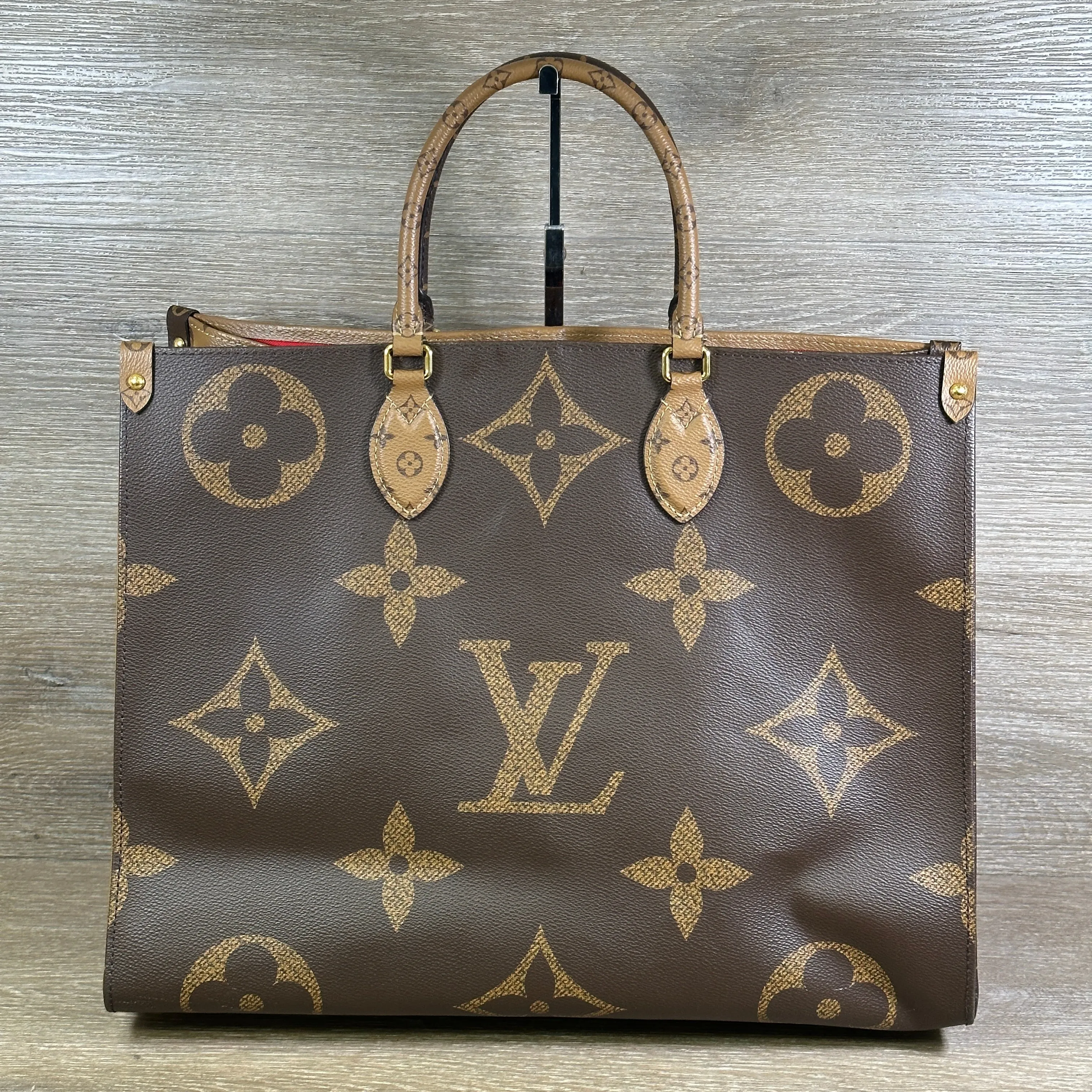 Louis Vuitton OnTheGo GM - Reverse Monogram