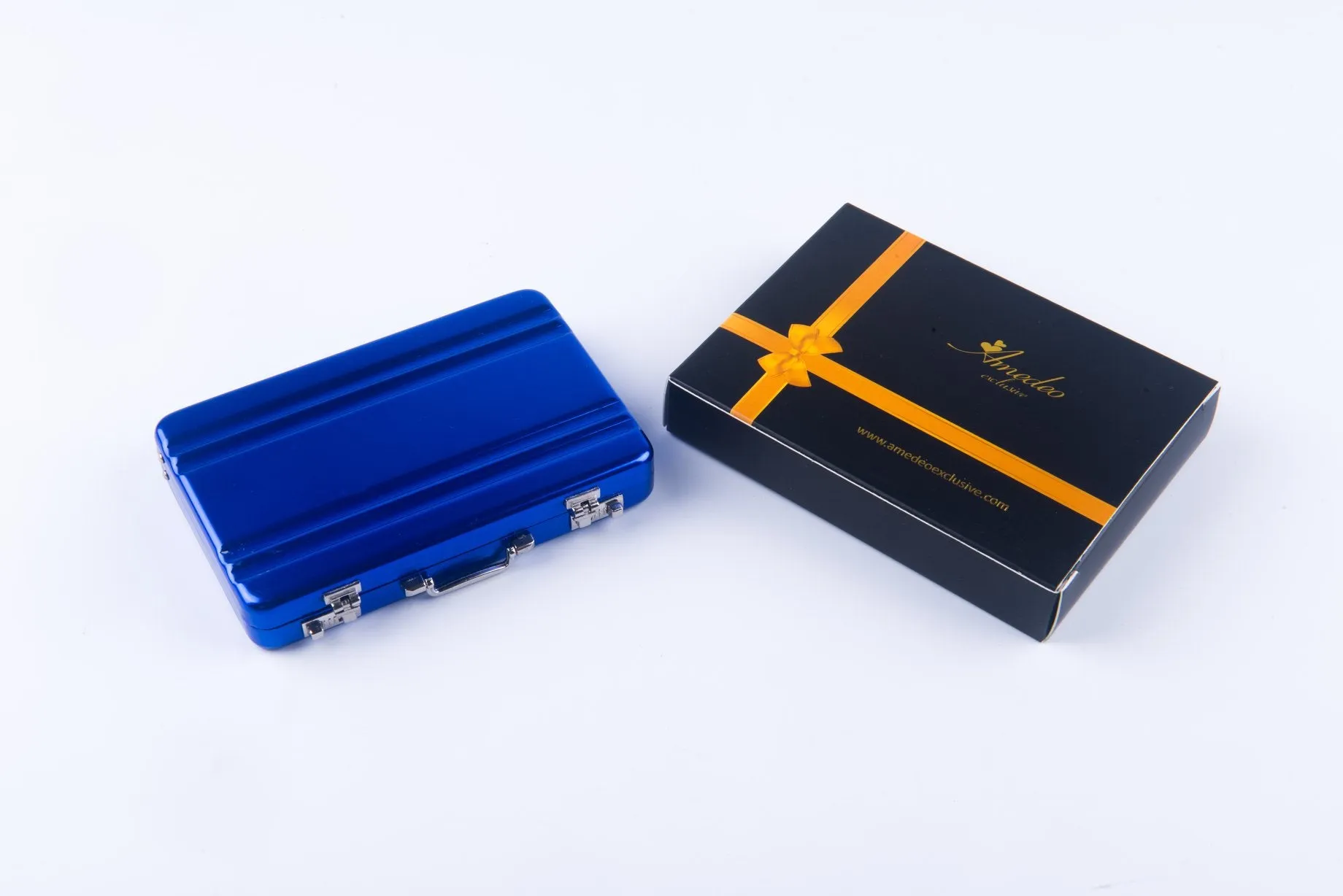 Metal Mens pocket sized Blue Business Card Holder / Card Case / Visiting Card Case