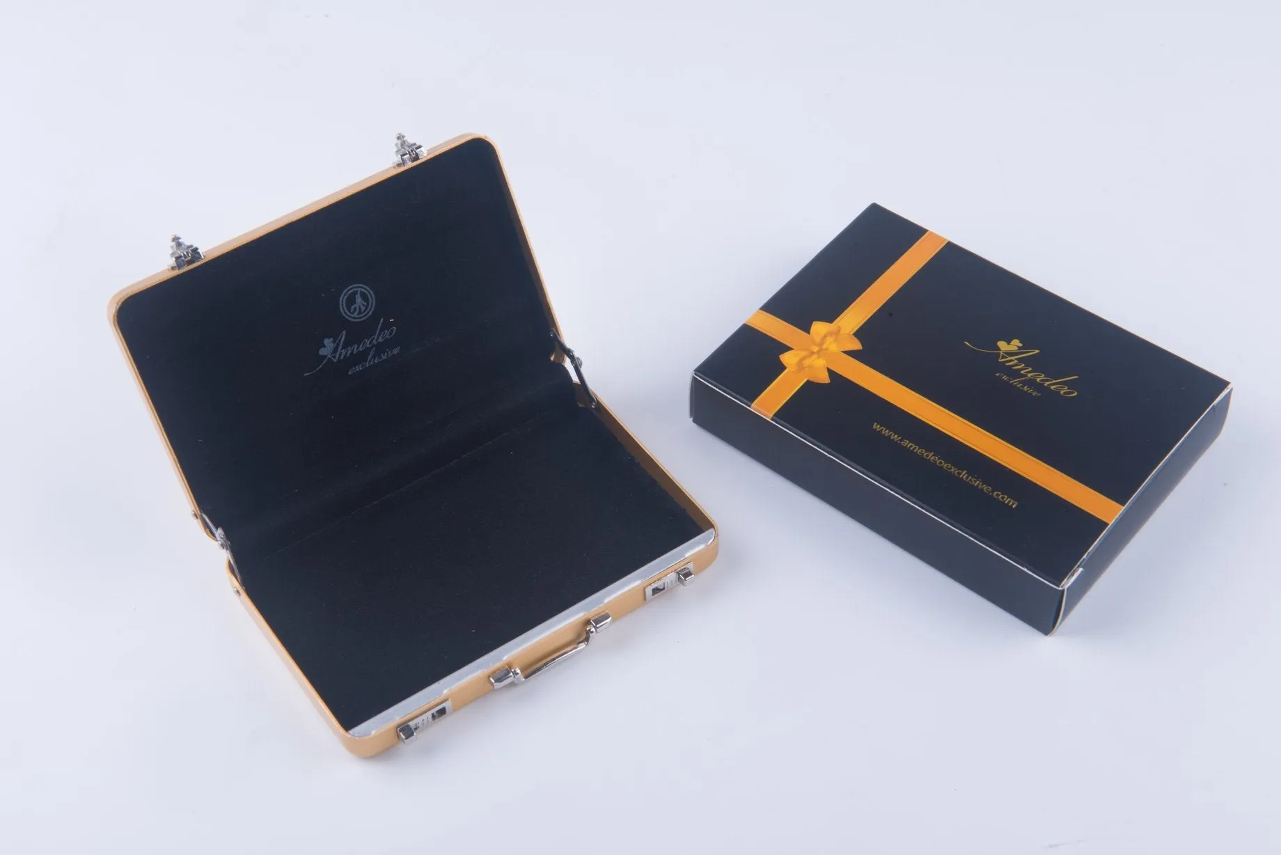 Metal Mens pocket sized Tan Business Card Holder / Card Case / Visiting Card Case