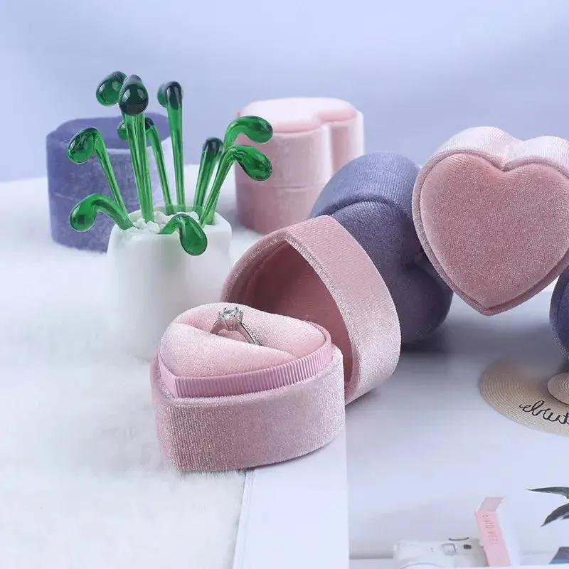 New Creative Heart Shaped Jewelry Packaging Storage Velvet Ring Box Propose Marriage Wedding Ring Organizer Display Case