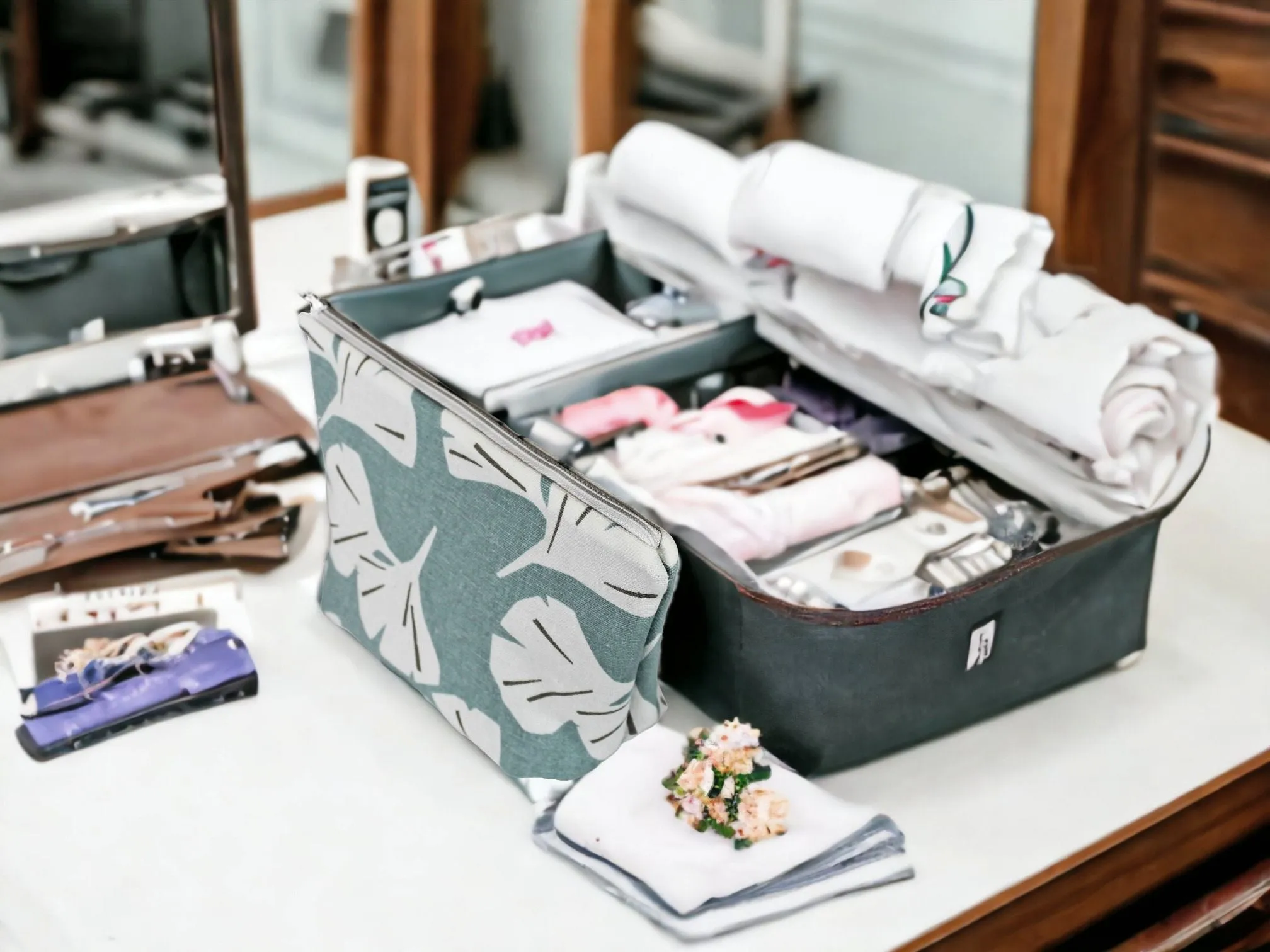 The Glamour Girl Makeup Bag
