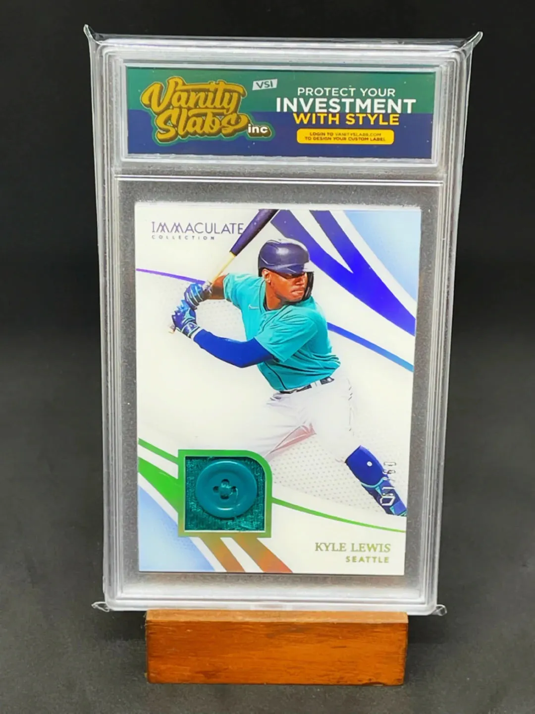 Vanity Slabs Holder 130pt Thickness for Thick RPA Patch Size Trading Cards for Baseball Football Hockey Basketball Cards