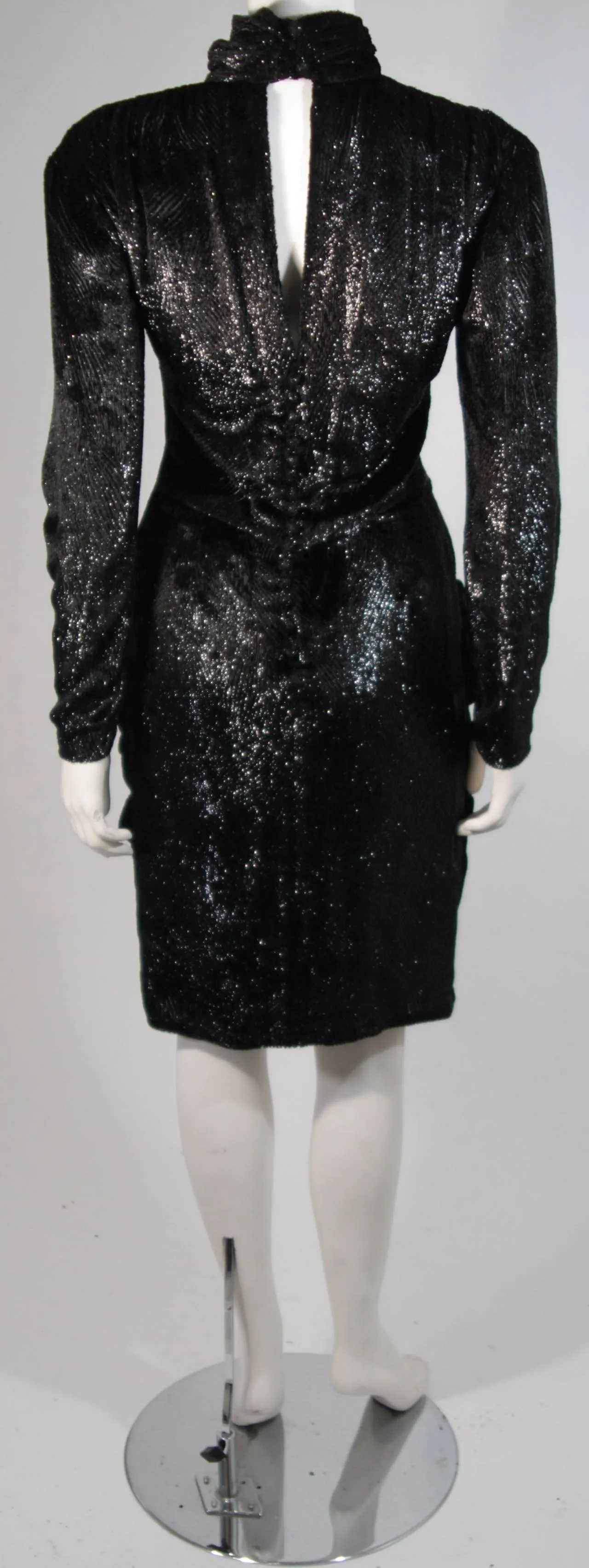 VICKY TIEL Black Metallic Velvet Cocktail Dress Size Small
